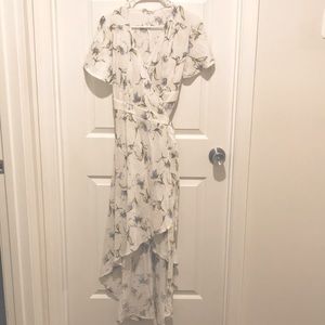 Promesa floral wrap dress